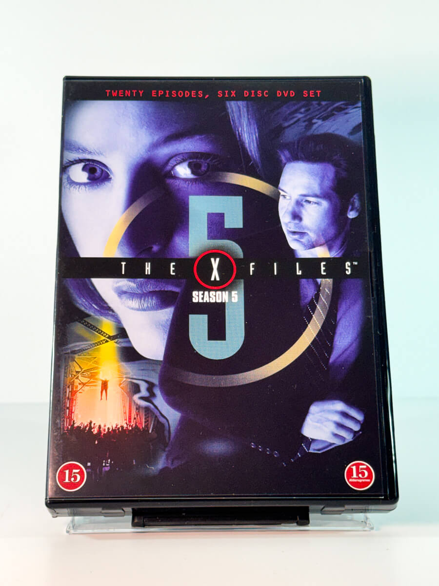 Forside av cover til The X-Files – Season 5, brukt DVD hos Brukbar Film