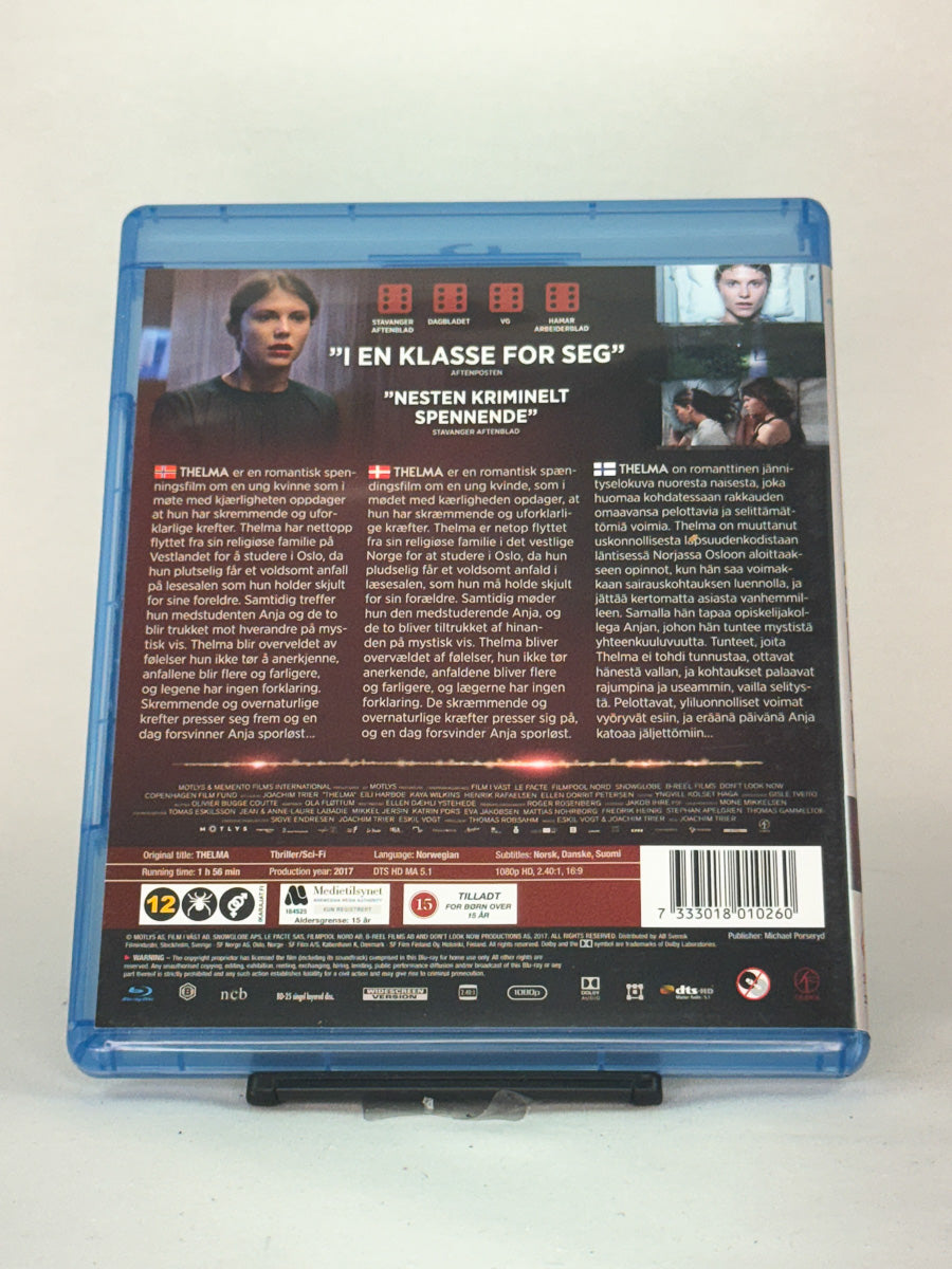 Bakside av Blu-ray-cover til filmen Thelma – original norsk filmutgivelse på Blu-ray, brukt hos Brukbar Film