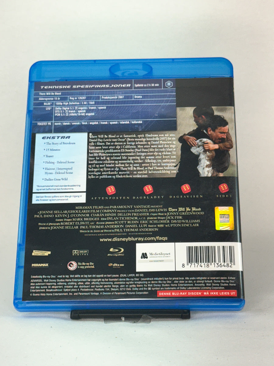 Bakside av Blu-ray-cover for There Will Be Blood – oversikt over priser, omtaler og tekniske detaljer, brukt film hos Brukbar Film.