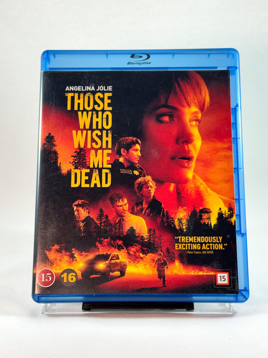 Forside av cover til Those Who Wish Me Dead, brukt Blu-ray hos Brukbar Film