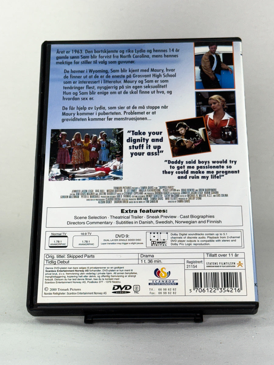Bakside av DVD-cover for filmen Tidlig debut – brukt originalfilm på DVD, tilgjengelig hos Brukbar Film