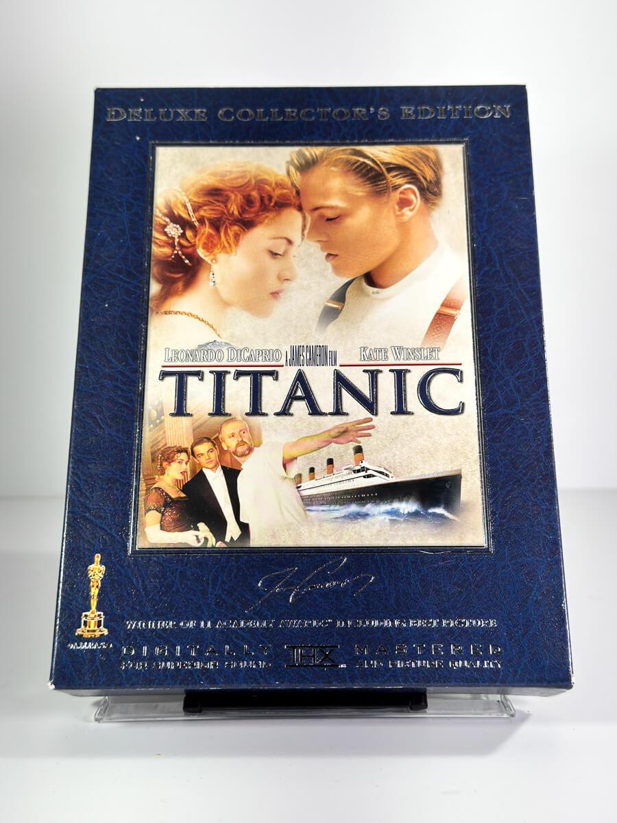 Forside av cover til Titanic på DVD