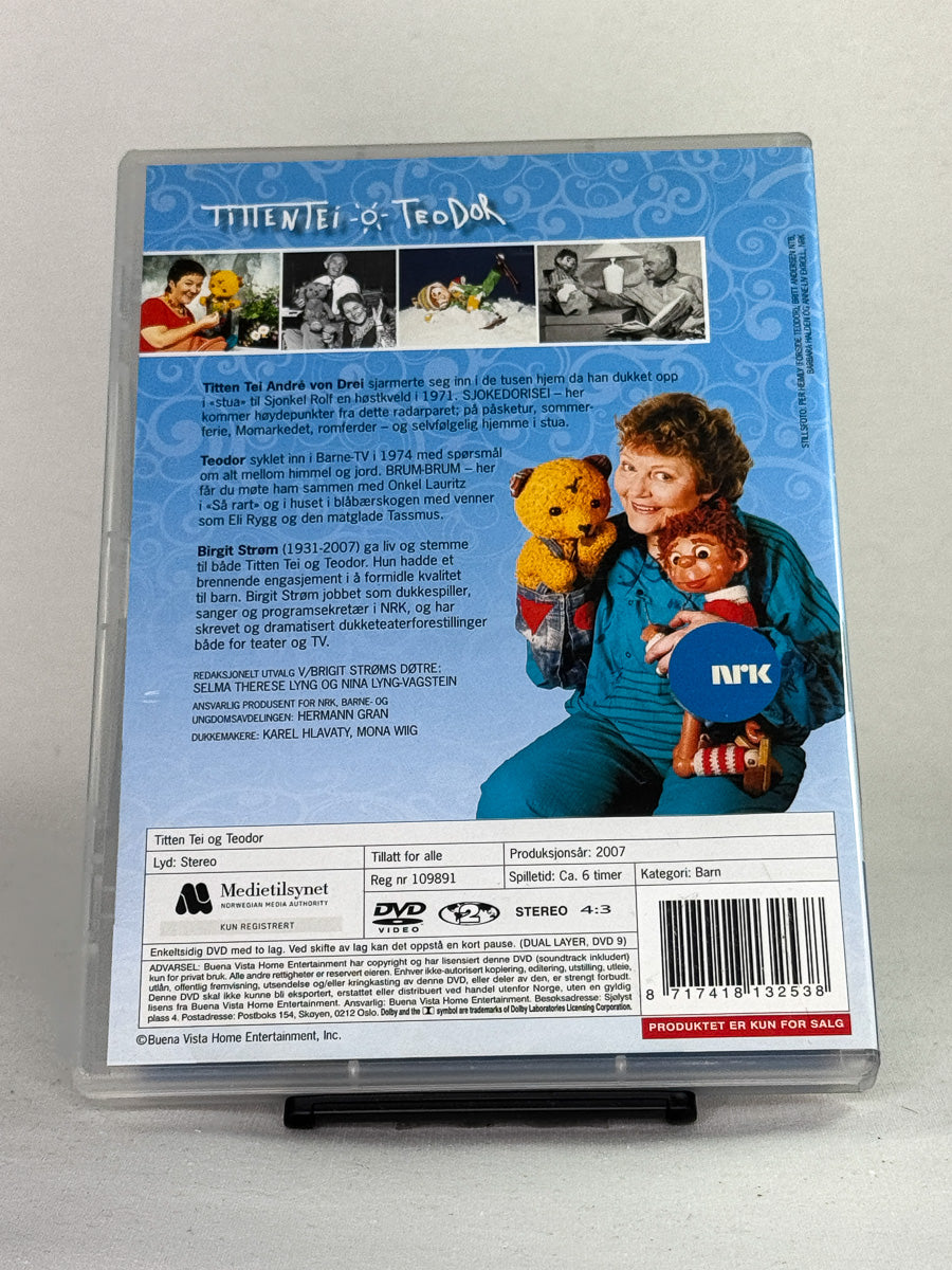 DVD-bakside til filmen Titten Tei og Teodor
Baksiden viser info, spesifikasjoner og eventuell ekstratekst – produktbilde fra nettbutikken Brukbar Film
