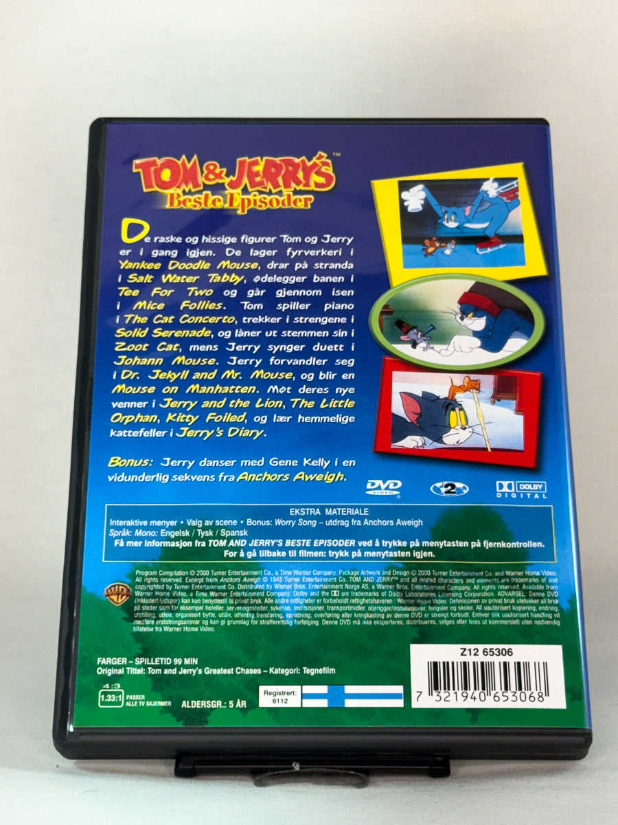 Bakside av DVD-cover til Tom & Jerry’s beste episoder – samling av tidløse og morsomme episoder for hele familien, brukt originalfilm hos Brukbar Film.