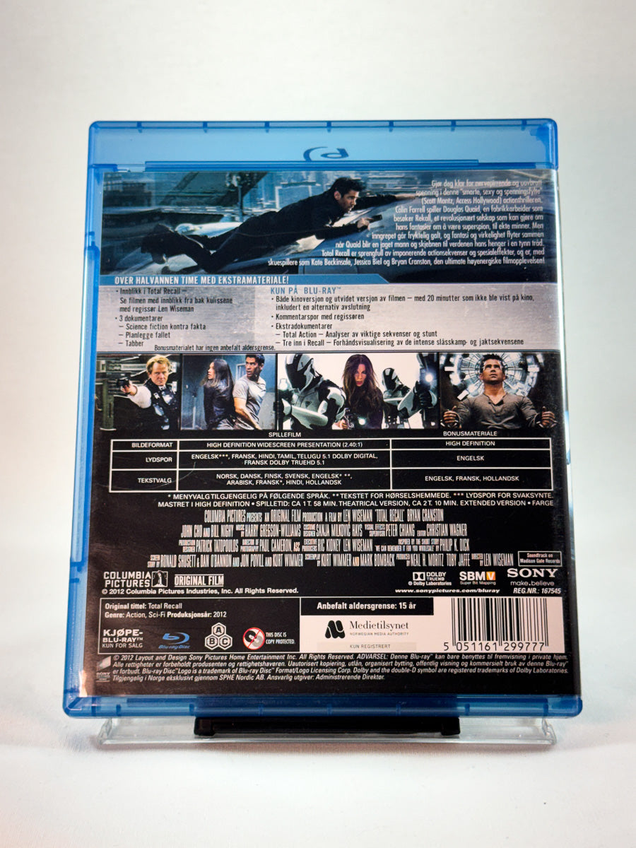 Bakside av cover til Total Recall, brukt Blu-ray hos Brukbar Film