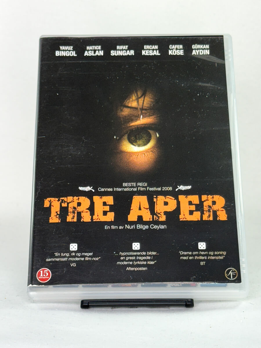 DVD-cover-forside til filmen Tre aper, brukt DVD hos Brukbar Film
