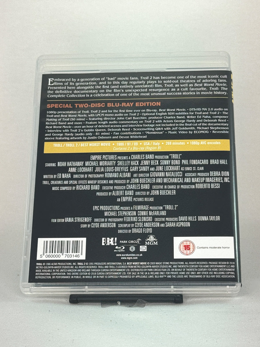 Bakside av Blu-ray-cover til Troll: The Complete Collection – skrekk og humor i særklasse, komplett kultfilm-utgivelse på Blu-ray hos Brukbar Film.