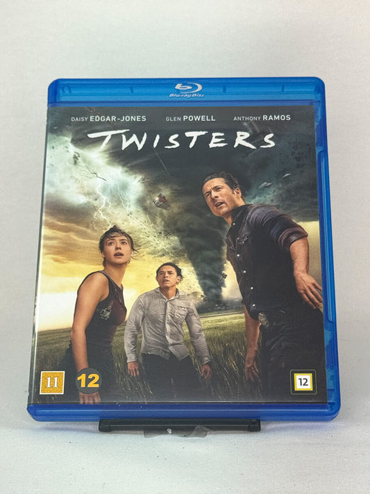 Forside av Blu-ray-cover til Twisters – ny actionfilm med Daisy Edgar-Jones og Glen Powell, brukt Blu-ray hos Brukbar Film.