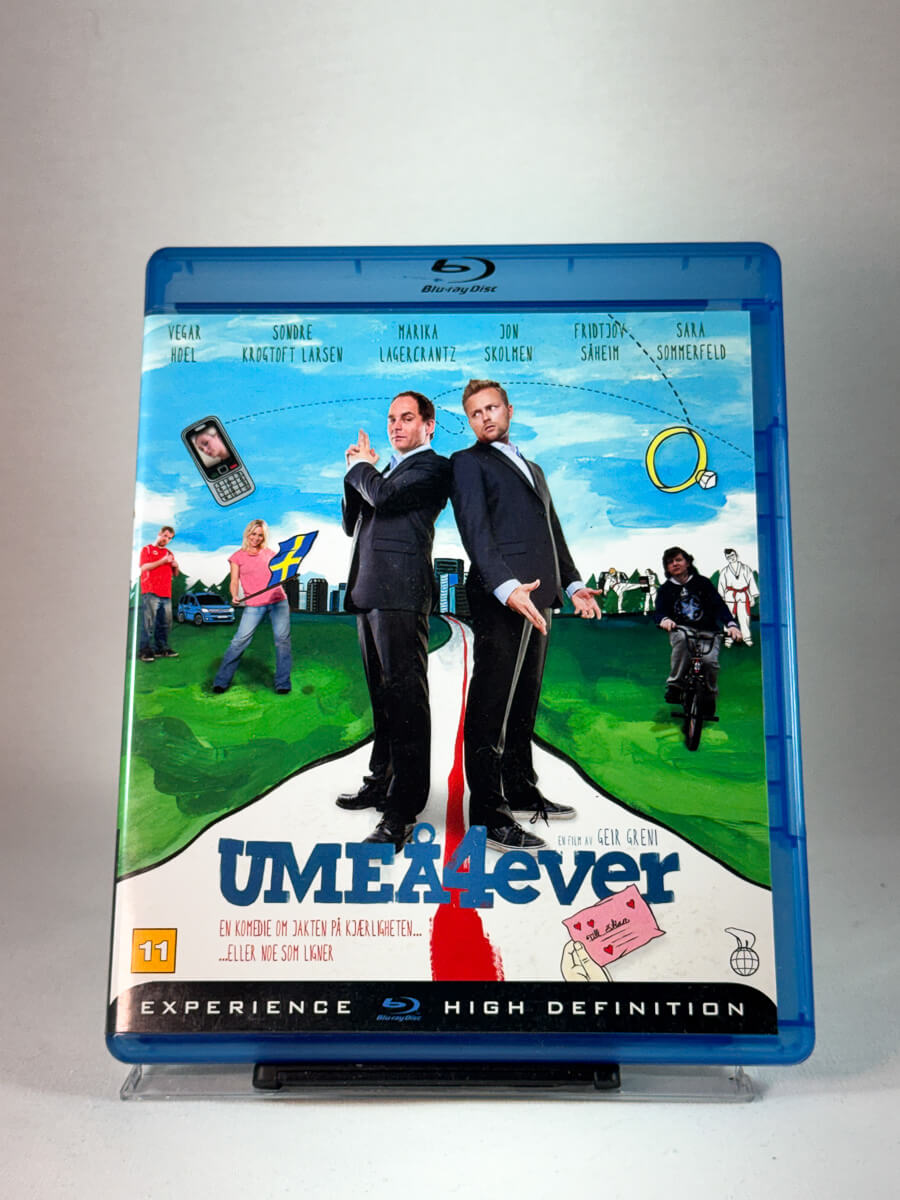 Forside av cover til Umeå4ever, bruktfilm på Blu-ray hos Brukbar Film