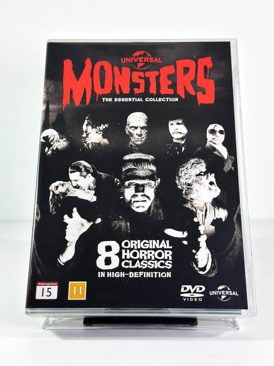 Forside av cover til Universal Monsters – The Essential Collection på DVD