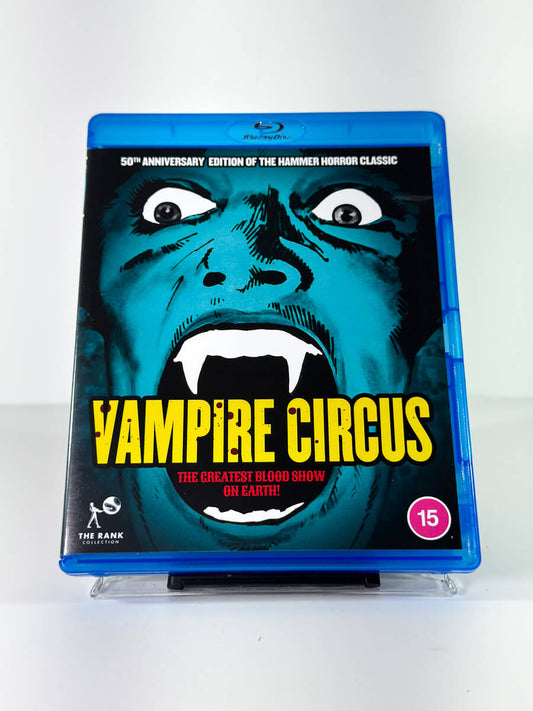 Forside av cover til Vampire Circus på Blu-ray