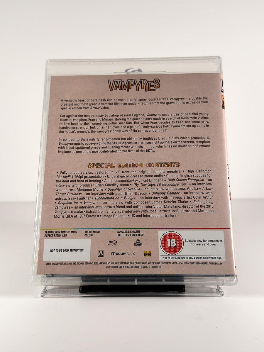 Bakside av cover til Vampyres på Blu-ray