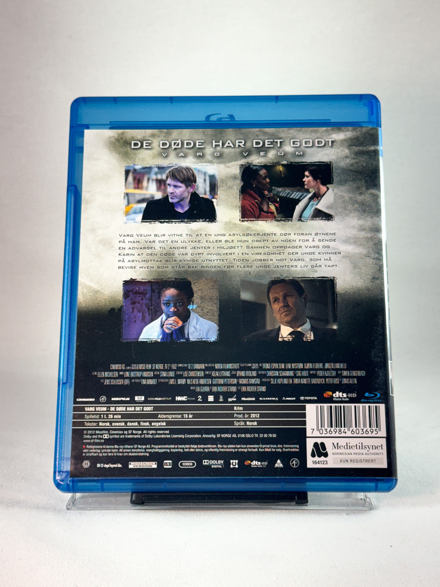 Bakside av cover til Varg Veum – De døde har det godt, brukt Blu-ray hos Brukbar Film