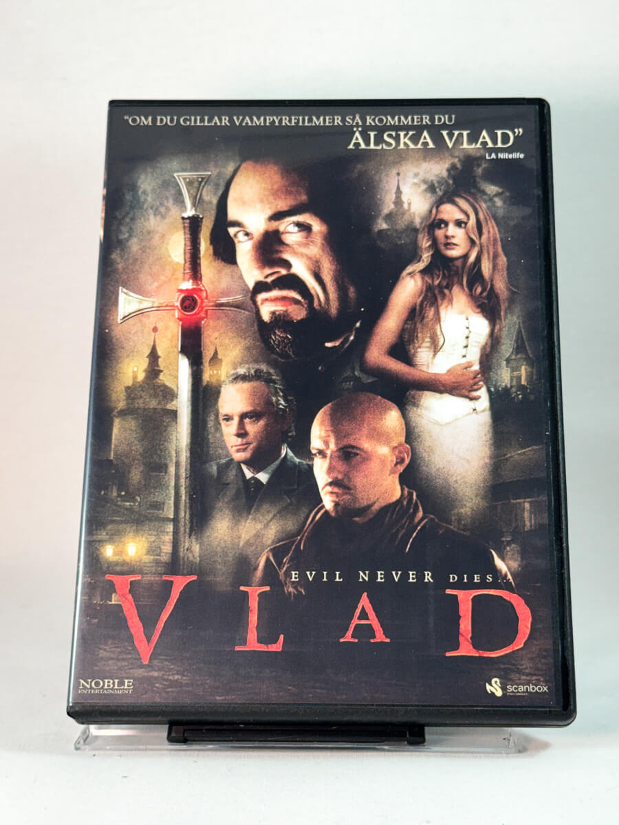 Forside av cover til Vlad, bruktfilm hos nettbutikken Brukbar Film