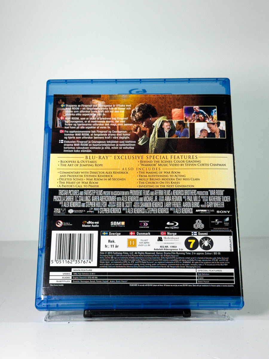 Bakside av cover til War Room på Blu-ray
