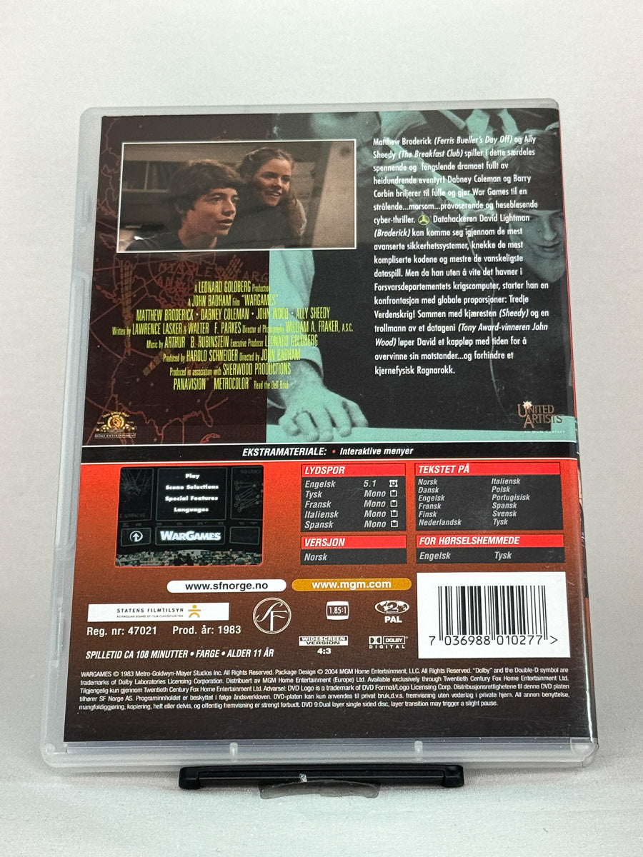 WarGames – bakside av DVD-cover, brukt 80-talls klassiker med filmomtale og spesifikasjoner på DVD