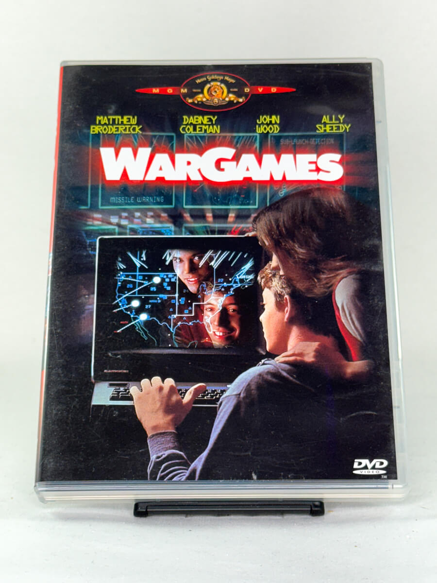 DVD-forside til filmen WarGames  Svensk omslag
Originalt cover brukt for produktbilde i nettbutikken Brukbar Film
