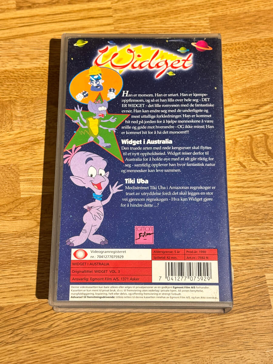 Bakside av cover til Widget i Australia på VHS