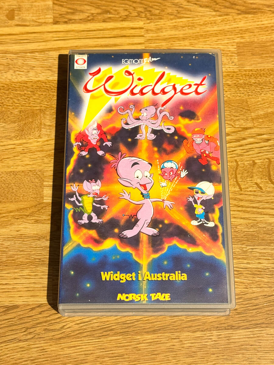 Forside av cover til Widget i Australia på VHS