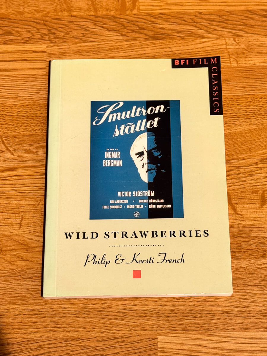 Forsiden av boken Wild Strawberries av Philip og Kersti French.