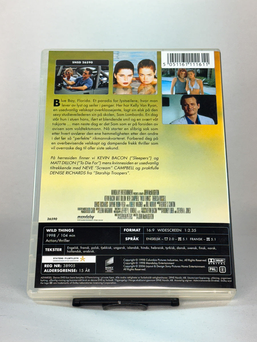 Bakside av DVD-cover til Wild Things, bruktfilm hos nettbutikken Brukbar Film