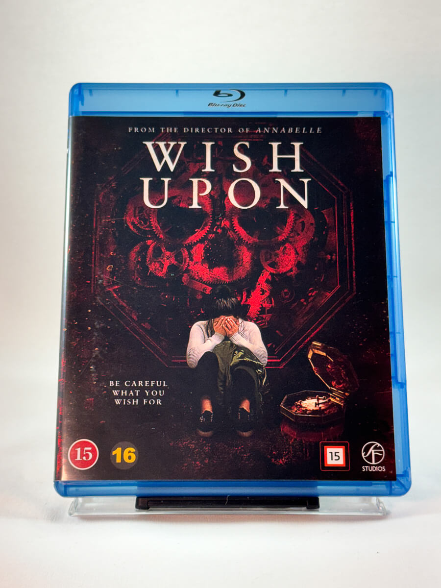 Forside av cover til Wish Upon, brukt Blu-ray hos Brukbar Film