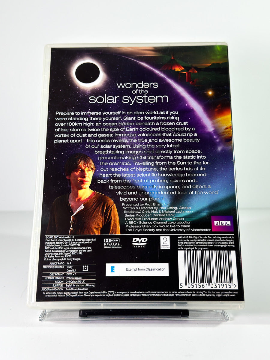 Bakside av cover til Wonders of the Solar System på DVD hos Brukbar Film