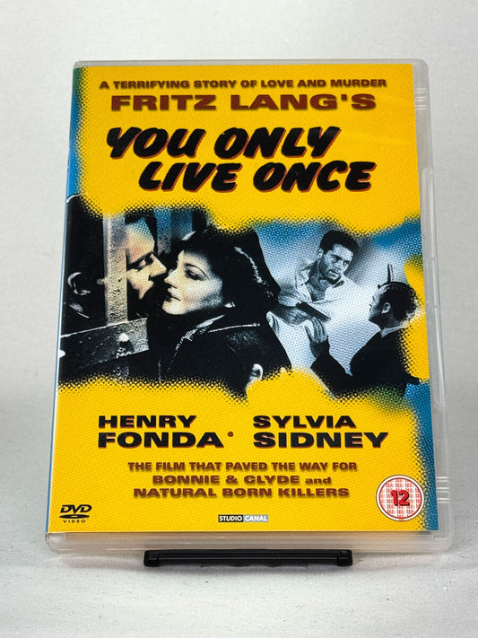 Forside av DVD-cover til You Only Live Once – film noir-klassiker av Fritz Lang med Henry Fonda og Sylvia Sidney, brukt DVD hos Brukbar Film.