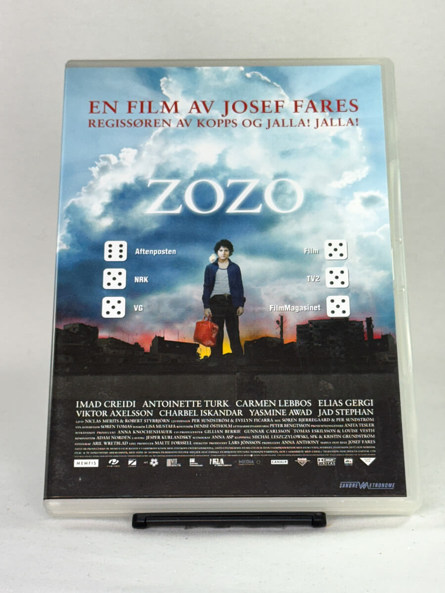 Brukt DVD-film Zozo – forside av filmcover, kjøp originale brukte DVD og Blu-ray hos Brukbar Film